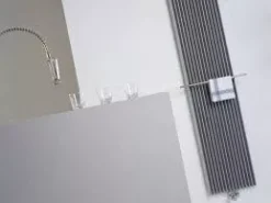 Jaga Iguana Aplano 2400 X 300 X 80 Mm (hxlxd) 851 Watt (75/65/20¡C) Kleur RAL 9016 -Hulpmiddelen Voor Thuis 266972535.jpg